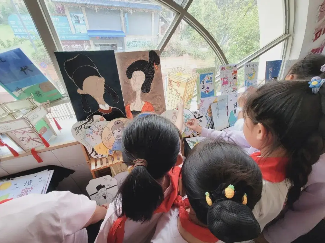诗意流淌映童心,佳句纷呈展才情——东华小学交响校区四年级语文组“春之韵”主题活动 第14张 诗意流淌映童心,佳句纷呈展才情——东华小学交响校区四年级语文组“春之韵”主题活动 第14张