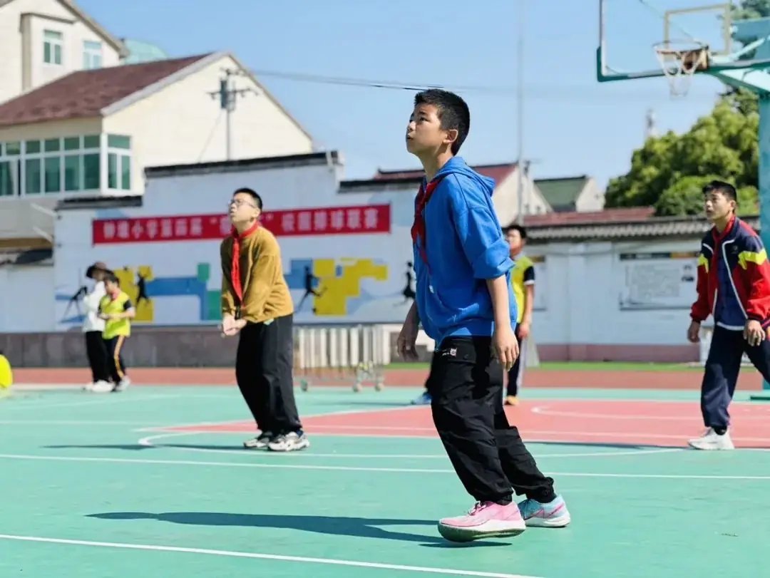 活力排球 绽放童年——钟埭小学举行第四届“樱花杯”校园排球联赛 第8张 活力排球 绽放童年——钟埭小学举行第四届“樱花杯”校园排球联赛 第8张