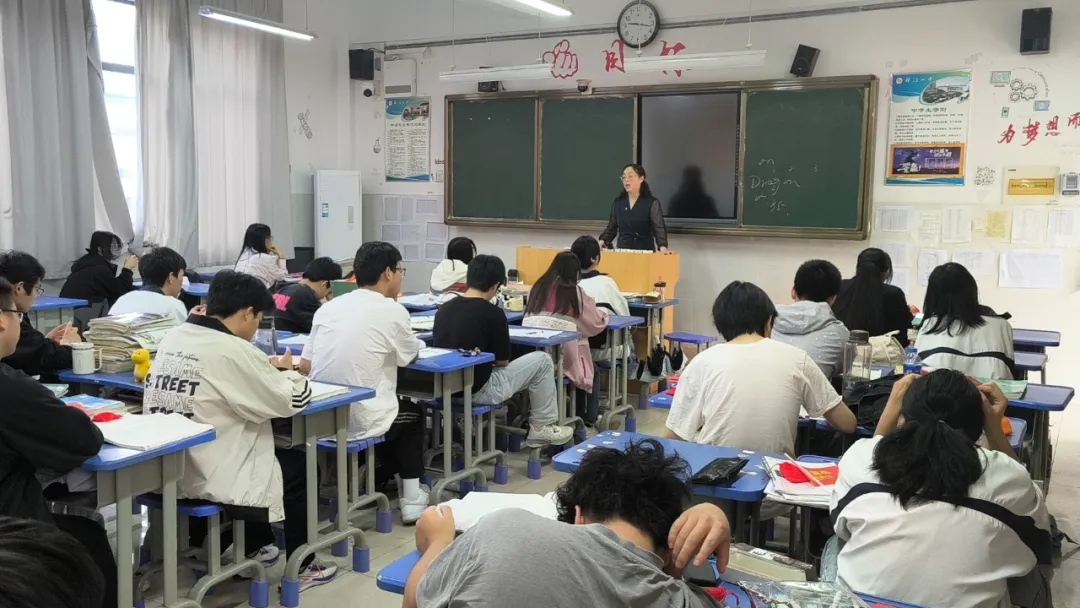 祁门一中高考加油!以名题金榜,敬十年寒窗!-第20张图片-四季读书网