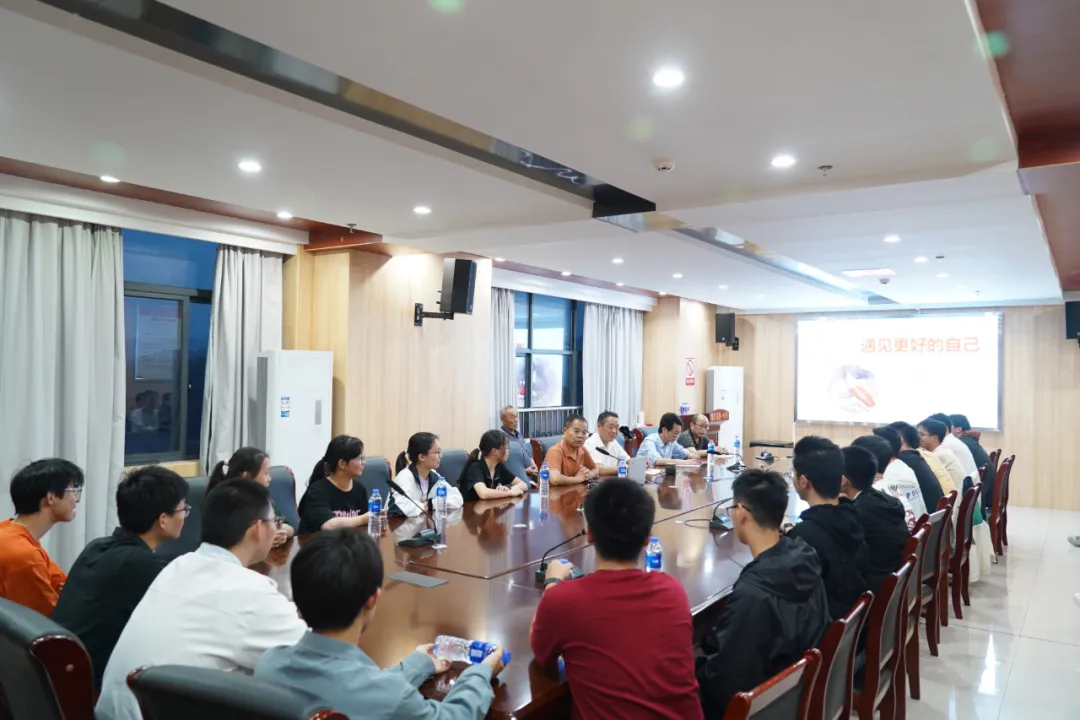 祁门一中高考加油!以名题金榜,敬十年寒窗!-第26张图片-四季读书网