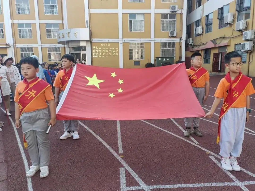 端午粽情浓  传统记心中--逸夫小学举行端午节主题活动 第6张