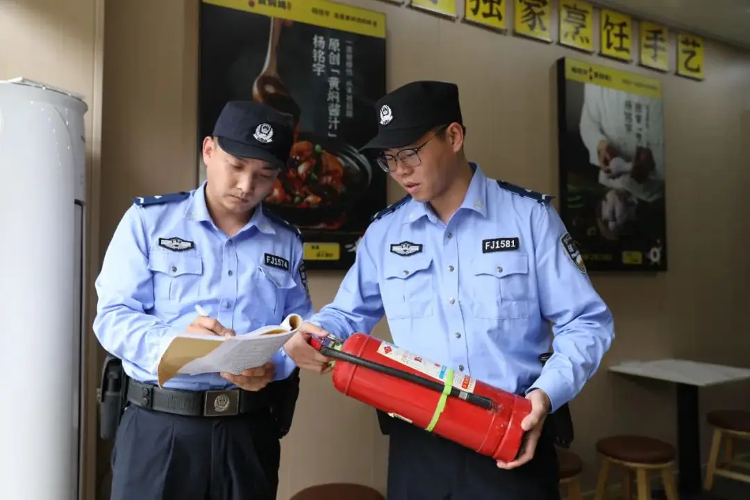 【北票公安】为高考“护航” 为平安“加分” 第9张 【北票公安】为高考“护航” 为平安“加分” 第9张