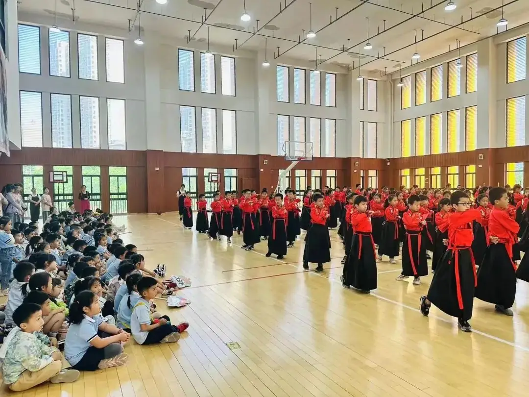 九龙湖增进幼儿园与小学之间的了解!开展幼小衔接活动… 第5张 九龙湖增进幼儿园与小学之间的了解!开展幼小衔接活动… 第5张