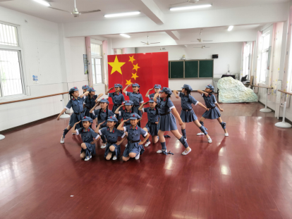 水阳中心小学开展“欢度童年 拥抱快乐 放飞梦想”六一文艺汇演 第20张 水阳中心小学开展“欢度童年 拥抱快乐 放飞梦想”六一文艺汇演 第20张