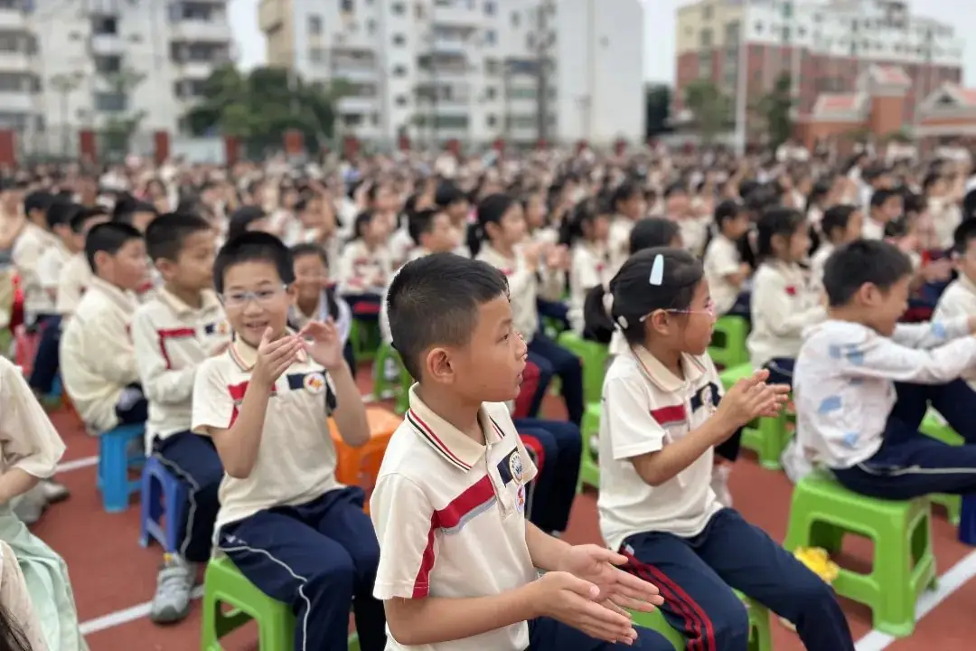 大嶝中心小学举行“红领巾爱祖国”六一儿童节庆祝活动! 第45张