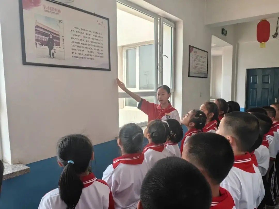 与雷锋同行 让梦想飞扬--凌海市雷锋小学少先队入队仪式 第33张 与雷锋同行 让梦想飞扬--凌海市雷锋小学少先队入队仪式 第33张