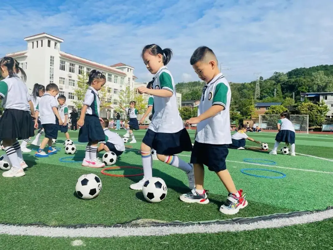 【招生公告】龙江小学附属幼儿园2024年秋季开始招生啦! 第50张 【招生公告】龙江小学附属幼儿园2024年秋季开始招生啦! 第50张