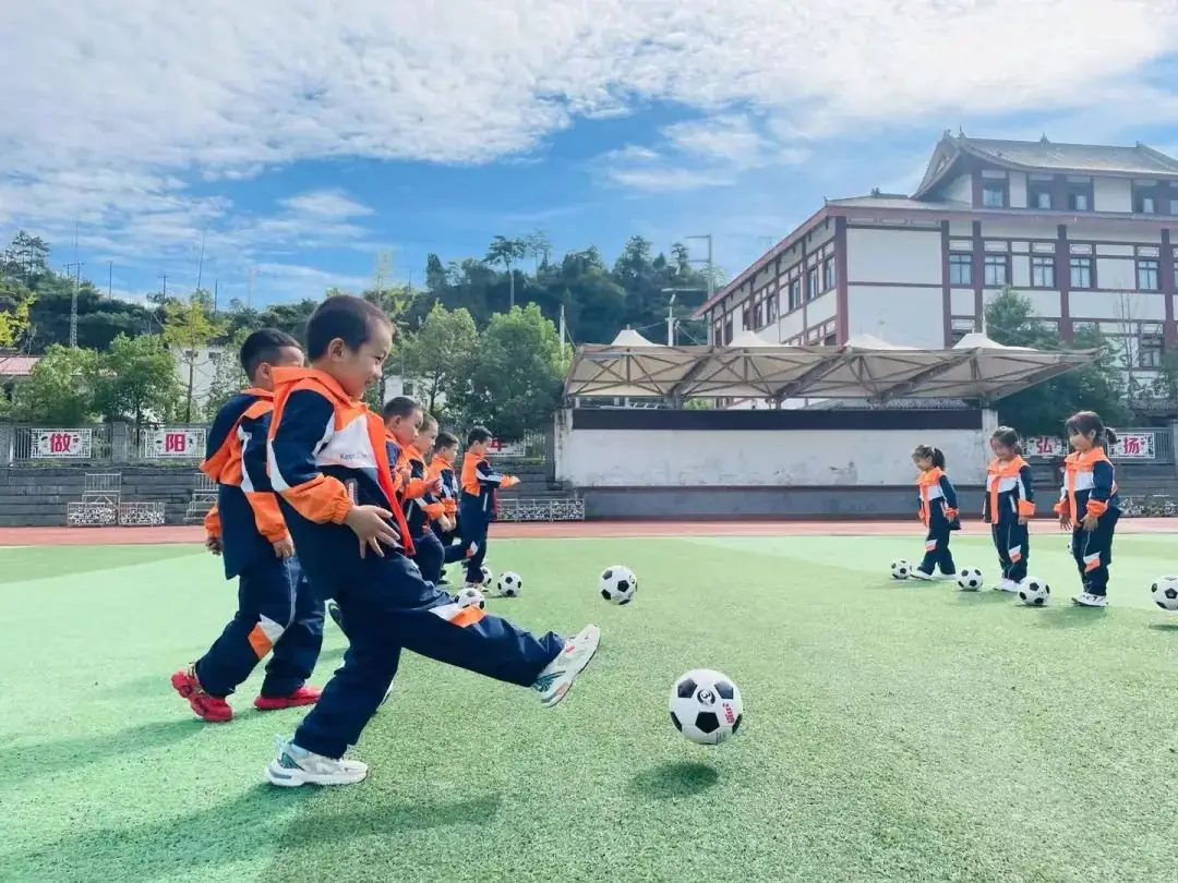 【招生公告】龙江小学附属幼儿园2024年秋季开始招生啦! 第52张 【招生公告】龙江小学附属幼儿园2024年秋季开始招生啦! 第52张