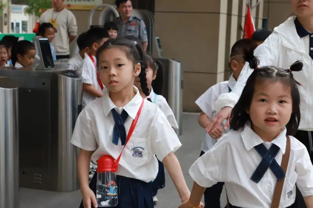 【幼小衔接】“幼”见小学,助力成长——记砂子塘魅力小学幼小衔接活动 第6张