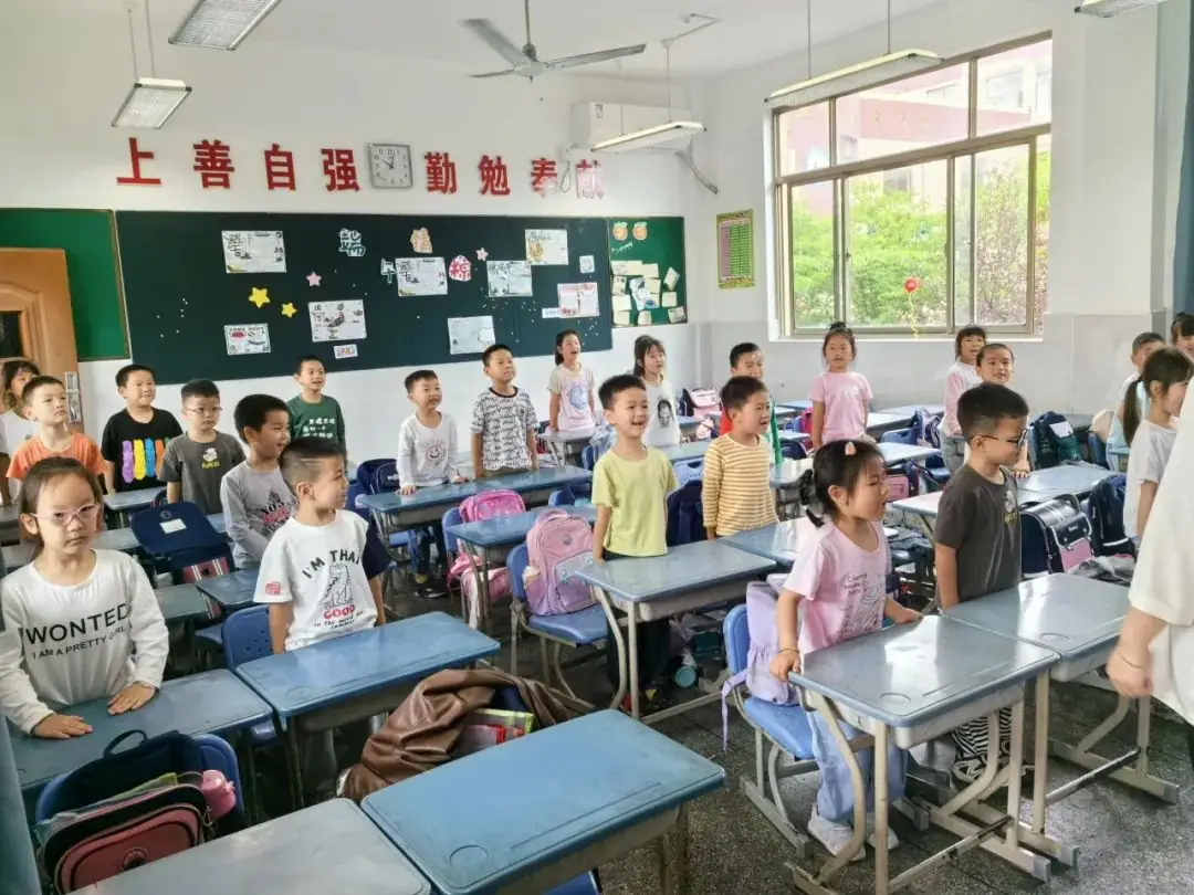 幼见小学,助力成长 ——沈巷幼儿园幼小衔接活动之参观小学 第27张