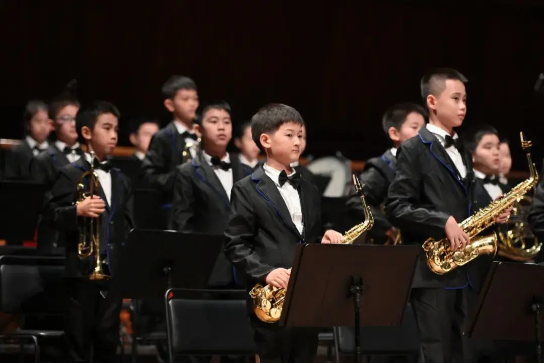 十载梦华章,夏日乐悠扬——华阳小学管乐团举行建团十周年音乐会 第13张