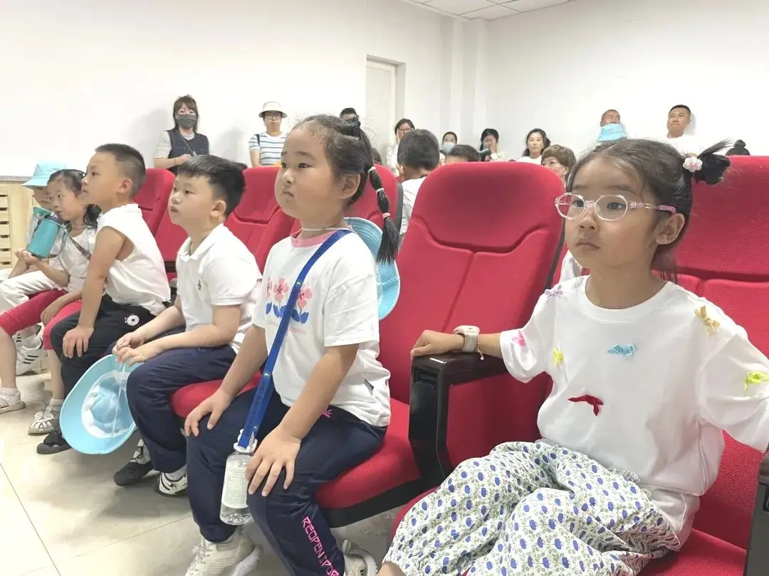 【润童·活动】探秘小学,快乐衔接——开发区教工幼儿园参观小学活动 第44张