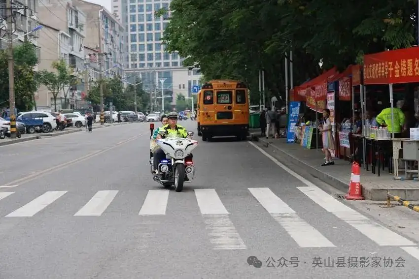 高考纪实--追“证”倒计时 第5张