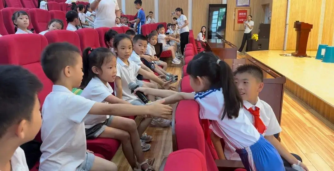 美好初夏 探秘小学 第64张 美好初夏 探秘小学 第64张