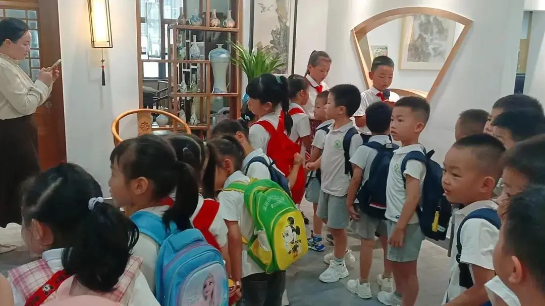 美好初夏 探秘小学 第49张 美好初夏 探秘小学 第49张