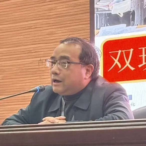 双班齐辉砺初心 同心筑梦耀中考——永泰县城关中学2025-2026学年九年级(1)(2)班家长会 第13张 双班齐辉砺初心 同心筑梦耀中考——永泰县城关中学2025-2026学年九年级(1)(2)班家长会 第13张