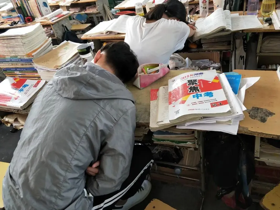 中考或执行新策略,教育部计划2026年4月实施,26年考生成香饽饽 第2张 中考或执行新策略,教育部计划2026年4月实施,26年考生成香饽饽 第2张