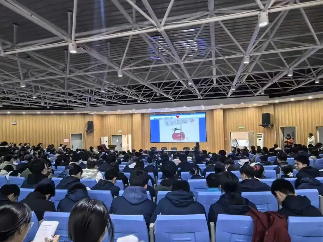 【心理护航·助力中考】运用脑科学,激发心动力|我校桃苑校区初三年级开展考前心理辅导讲座 第19张 【心理护航·助力中考】运用脑科学,激发心动力|我校桃苑校区初三年级开展考前心理辅导讲座 第19张