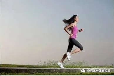 中考1000\800米跑步姿势常见问题(附纠正方法) 第3张