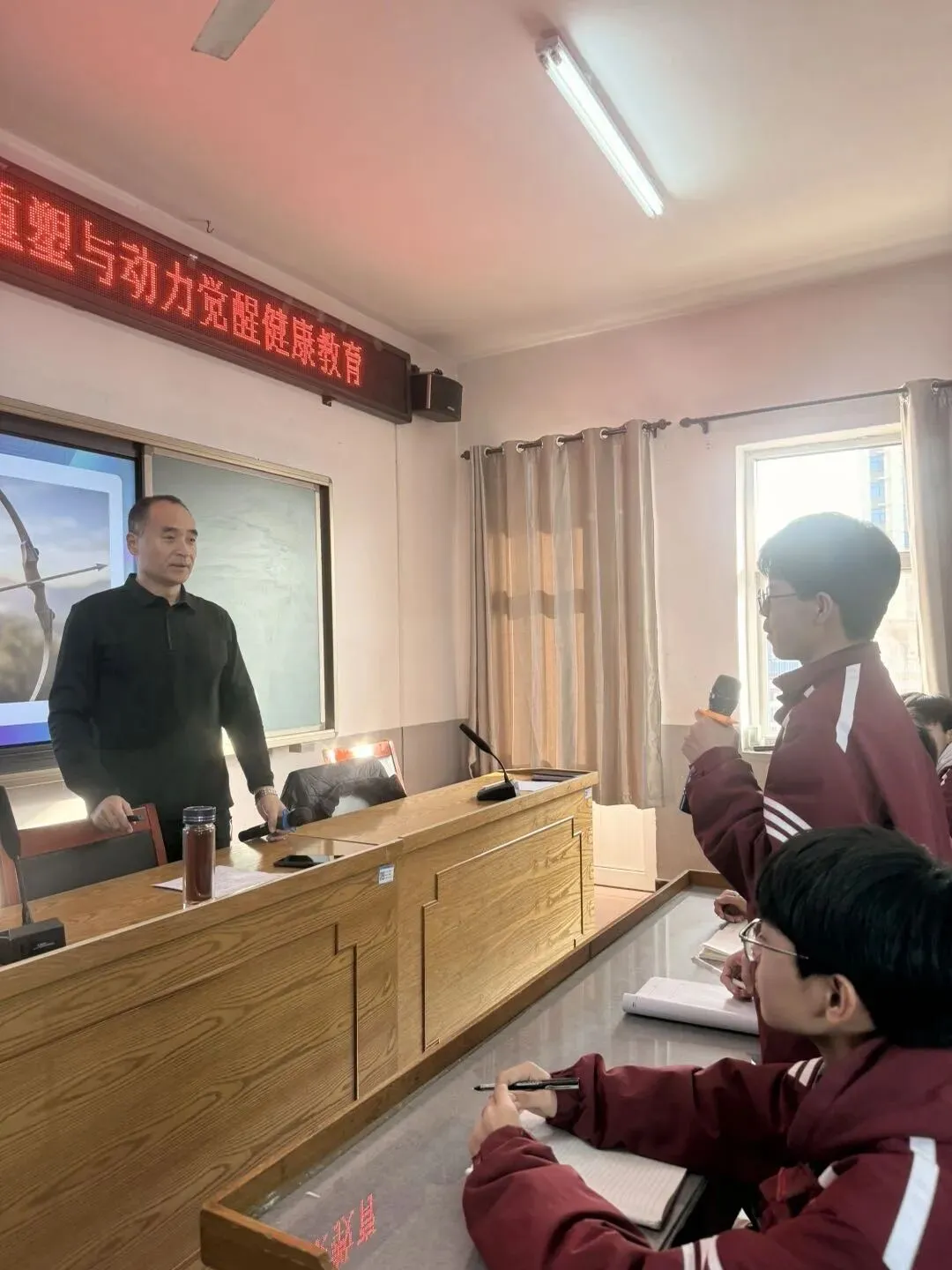 【心·动态】冲刺中考,“心”力先行!涞水三中这场心理讲座太及时 第14张