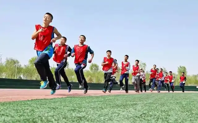 中考中长跑,怎么练? 第1张
