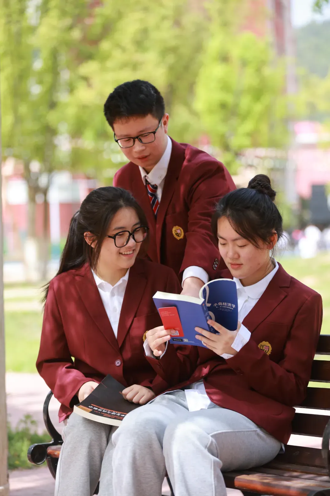 放弃传统名校!中考估分705分学霸,选了这所「顶尖名师天团」的学校 第43张 放弃传统名校!中考估分705分学霸,选了这所「顶尖名师天团」的学校 第43张