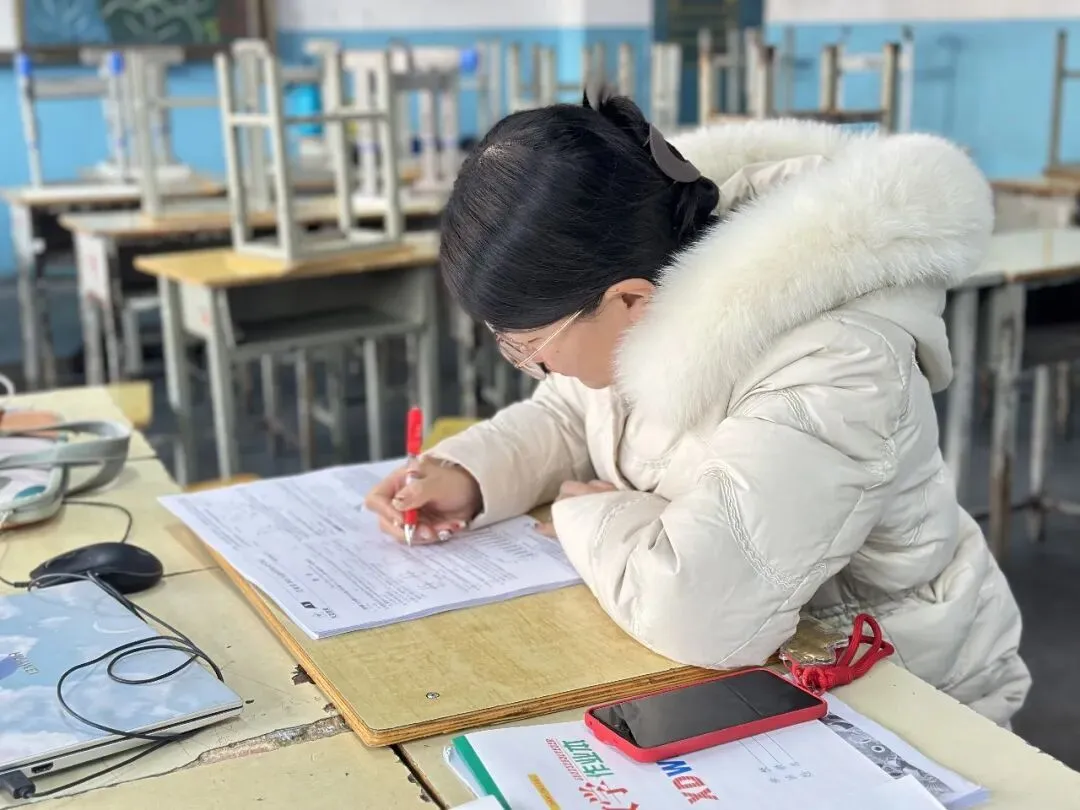 寒假蓄力深研讨,精准规划备中考——成功初三扎实开展二轮复习学案研讨工作 第8张