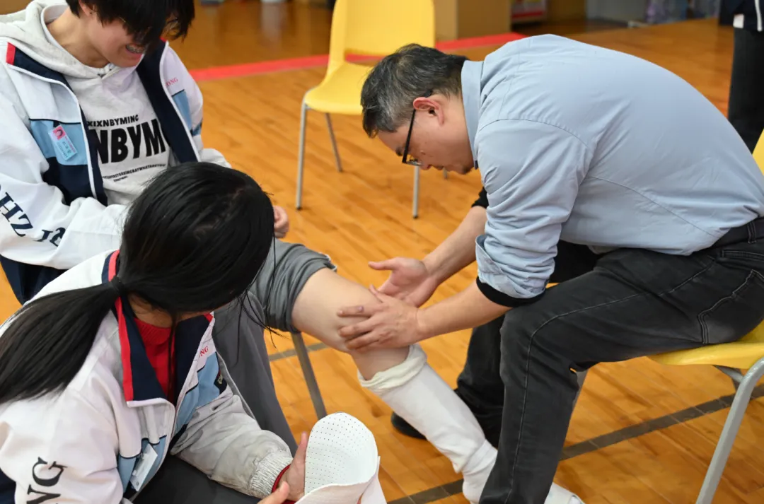 【公益暖心】中考冲刺!泉州市运动防护中心团队进校园为学子护航“撑腰” 第13张