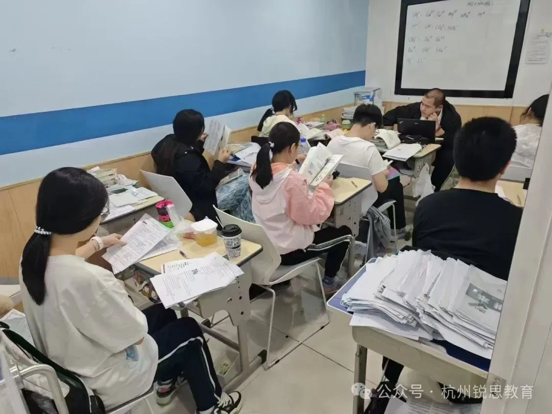 2026年杭州萧山区初三、九年级中考数学/语文/英语学科寒假集训班推荐,1v1/小班课/全日制... 第8张