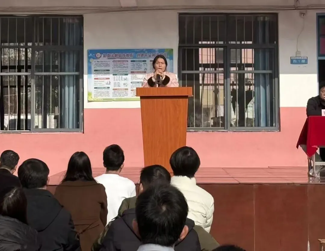 家长课堂:凝心聚力冲中考 脚踏实地创辉煌初三年级家长温暖回顾 第8张