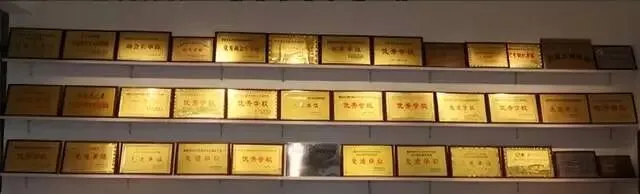 硬核!衡阳市华岳实验中学连续7年中考人平分第一 第2张 硬核!衡阳市华岳实验中学连续7年中考人平分第一 第2张