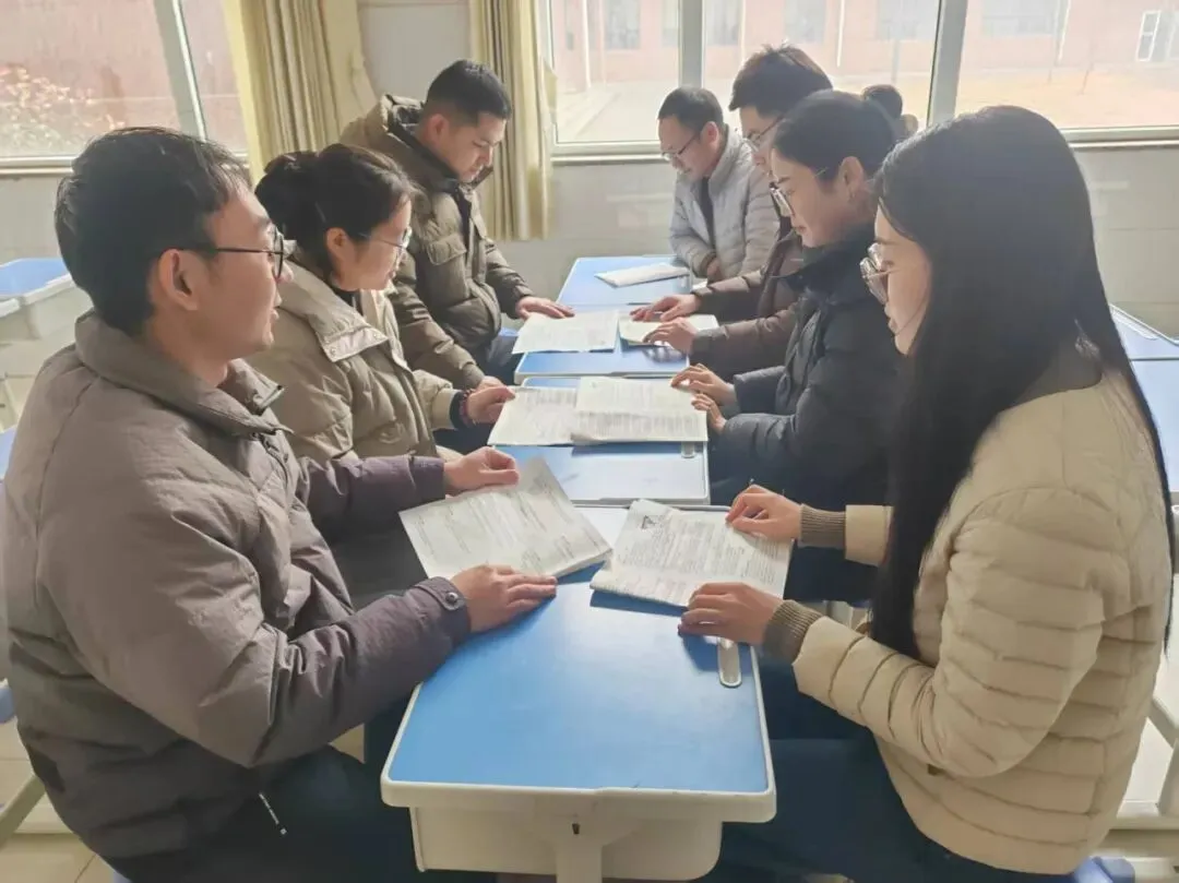 精准分析明方向 凝心聚力备中考|我校举办中考样题分析研讨会 第6张 精准分析明方向 凝心聚力备中考|我校举办中考样题分析研讨会 第6张