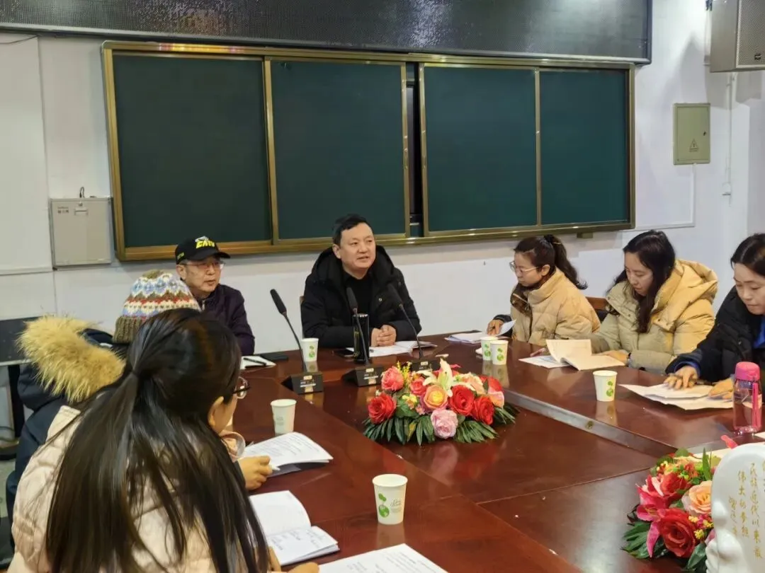 聚焦病句修改,赋能中考备考——平顶山市张磊名师工作室专题教研活动-第17张图片-四季读书网