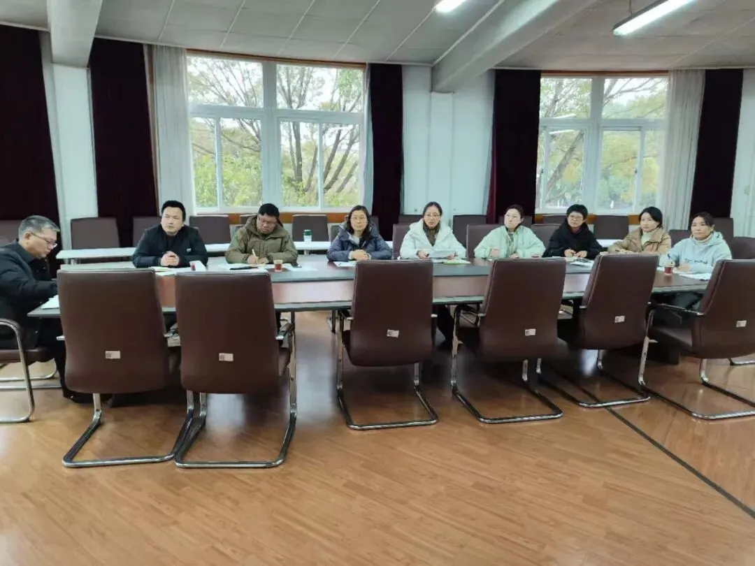 诊断现状 精准施策 决胜中考——上海市金山区龙泉学校2026届初三一模质量分析会-第16张图片-四季读书网