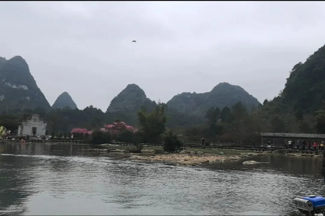 【中考必背古文24篇】快速记忆心法第 13《桃花源记》:一幅通往心灵乌托邦的寻梦地图——陶渊明笔下的失落秘境与永恒乡愁 第1张