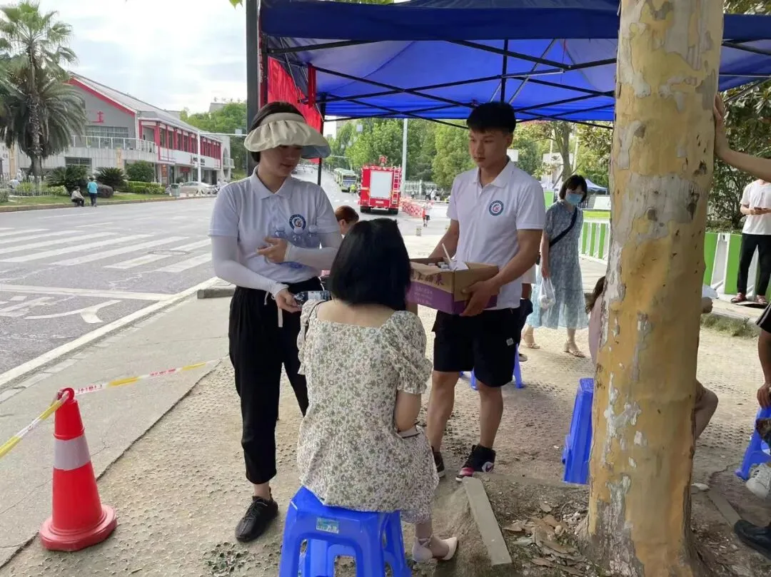 我校爱心护航 暖心公益助力中考! 第13张