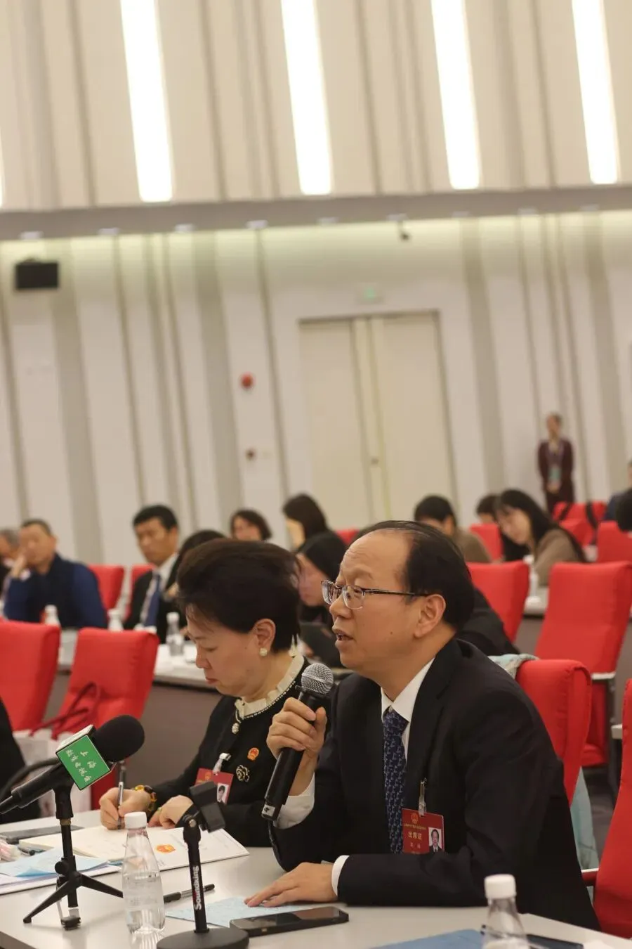 中考分流压力大?代表呼吁改革中高考制度 第2张 中考分流压力大?代表呼吁改革中高考制度 第2张