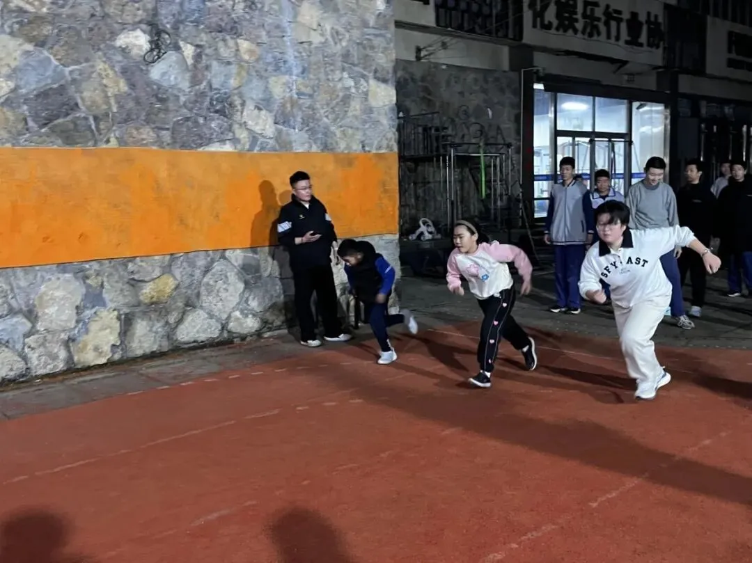 这个寒假,给孩子一次“质”的飞跃!济南中考体育集训班开课! 第7张 这个寒假,给孩子一次“质”的飞跃!济南中考体育集训班开课! 第7张