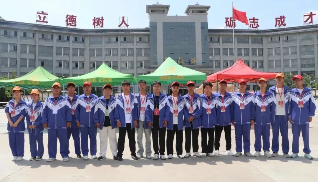【中考动态】礼县第二中学考点圆满完成2025年中考工作-第13张图片-四季读书网