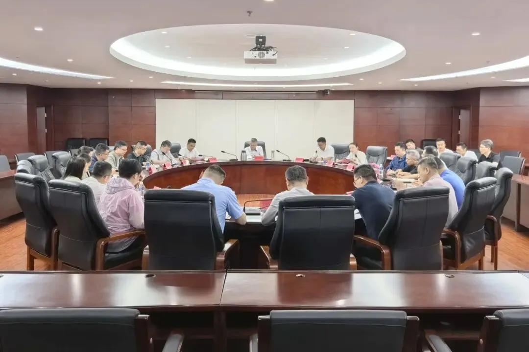 东湖区召开2025年中考和高考招生考试安全工作调度会 第2张