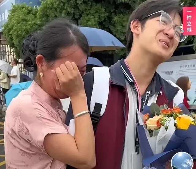中考后才明白的真相!走读和住宿的孩子,3年后差距大到让人后悔-第1张图片-四季读书网