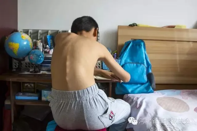 中考765分学霸军训中暑离世!悲剧的发生再次给千万家长敲响警钟! 第8张 中考765分学霸军训中暑离世!悲剧的发生再次给千万家长敲响警钟! 第8张