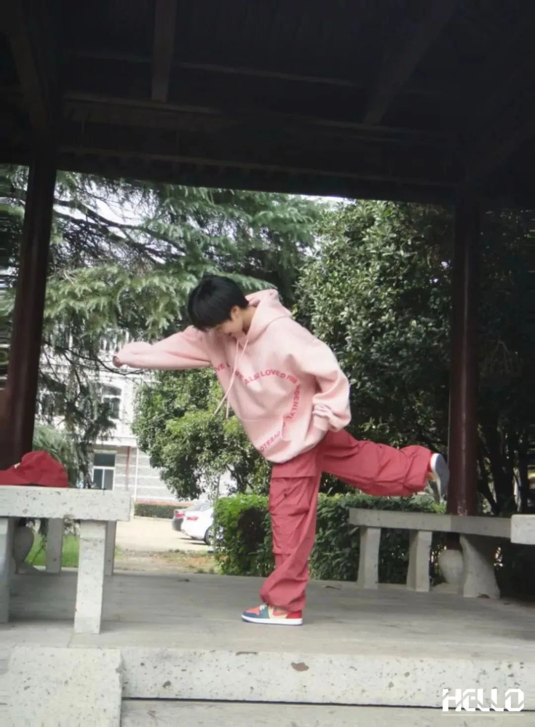 天台神颜＂校草＂丨中考成绩接近状元,零基础街舞7天集训打败老师!淡颜少年感天花板,太帅了~ 第34张