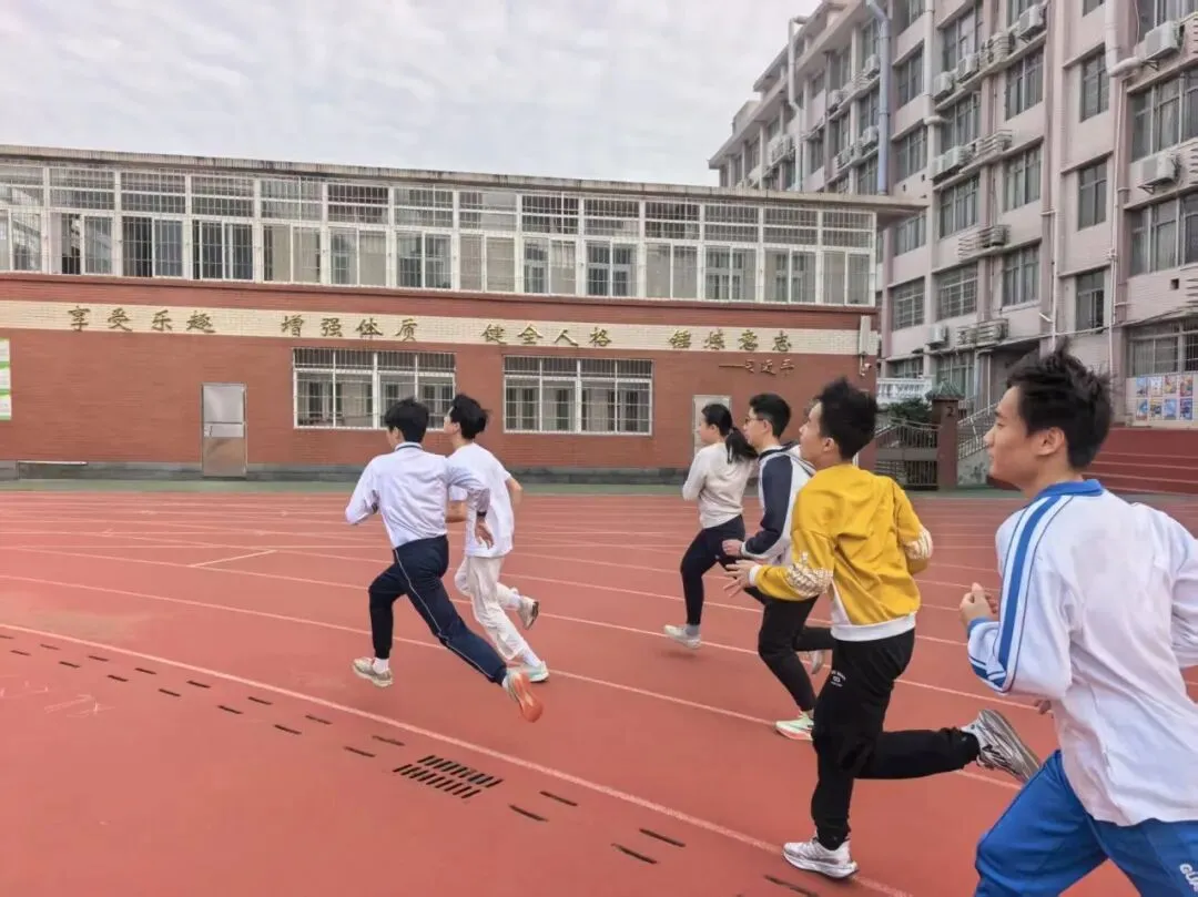 寒假体训圆满收官!奥星学子蓄力冲刺中考体育满分! 第3张 寒假体训圆满收官!奥星学子蓄力冲刺中考体育满分! 第3张