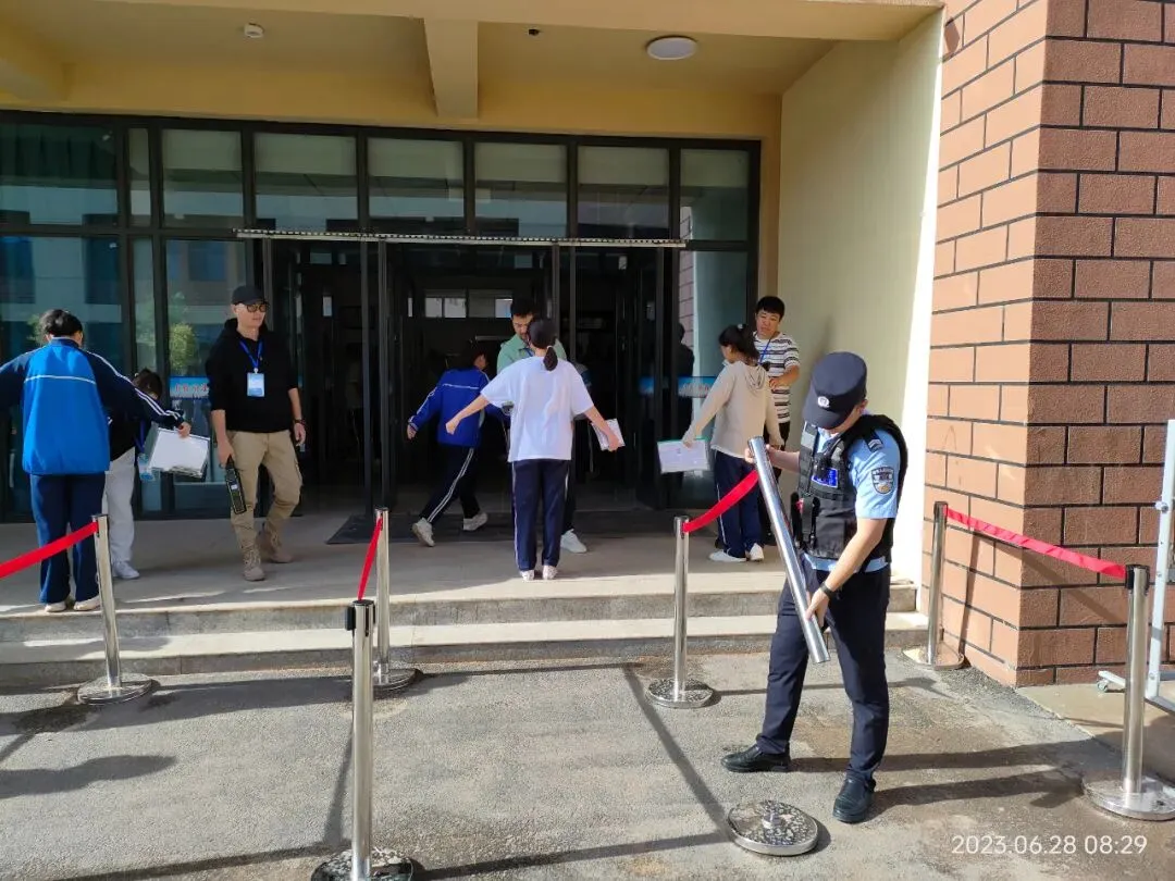 护航中考丨乌审公安:“警”心“警”力 护梦前行 第12张