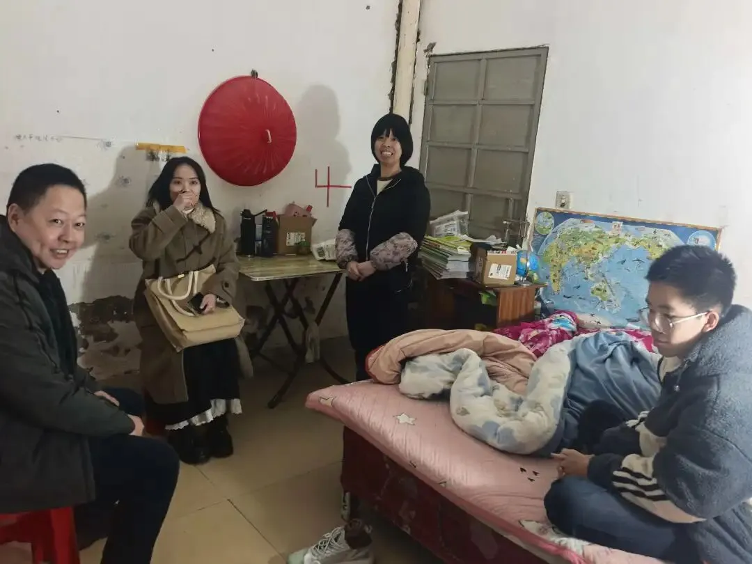 【家校同行】家校同心战百日 冬访送暖备中考 ——初三年段寒假家访活动纪实 第20张