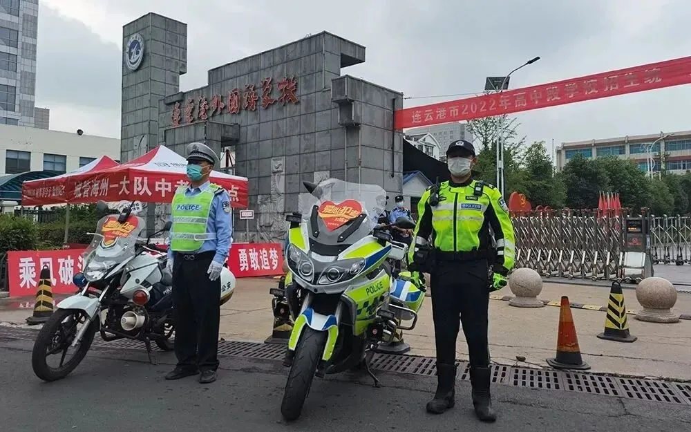 中考首日,“护考”继续!没有一种守护是“不期而遇”的! 第12张 中考首日,“护考”继续!没有一种守护是“不期而遇”的! 第12张