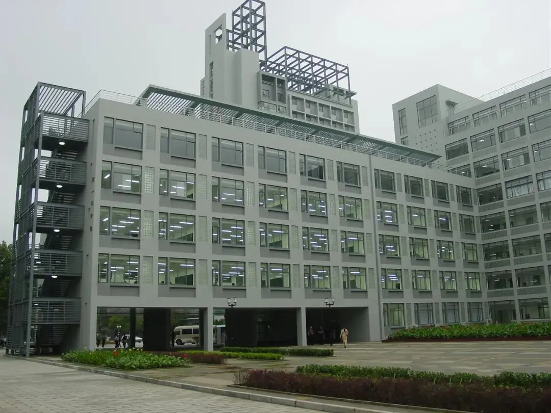 2026年天津中考多少分能上第一中学?招生范围和考取途径都有哪些? 第1张 2026年天津中考多少分能上第一中学?招生范围和考取途径都有哪些? 第1张