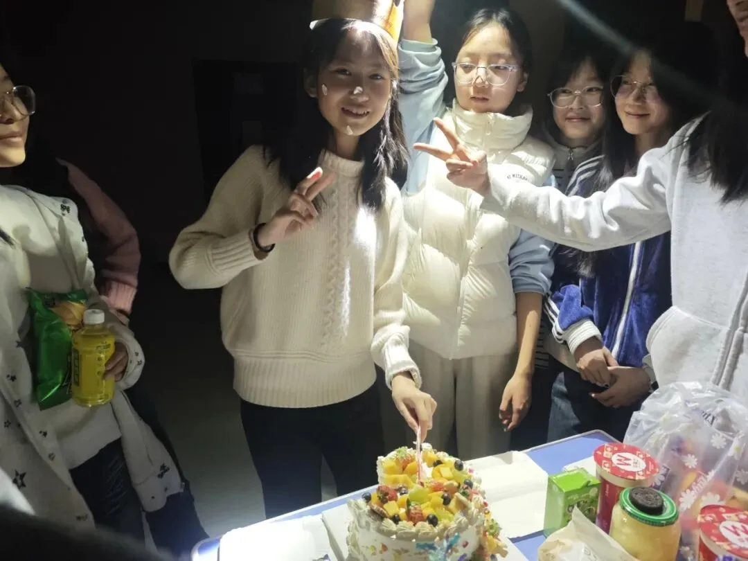 圆梦中考 成就未来 金榜培优2026届中考冲刺封闭班招生简章 第58张 圆梦中考 成就未来 金榜培优2026届中考冲刺封闭班招生简章 第58张