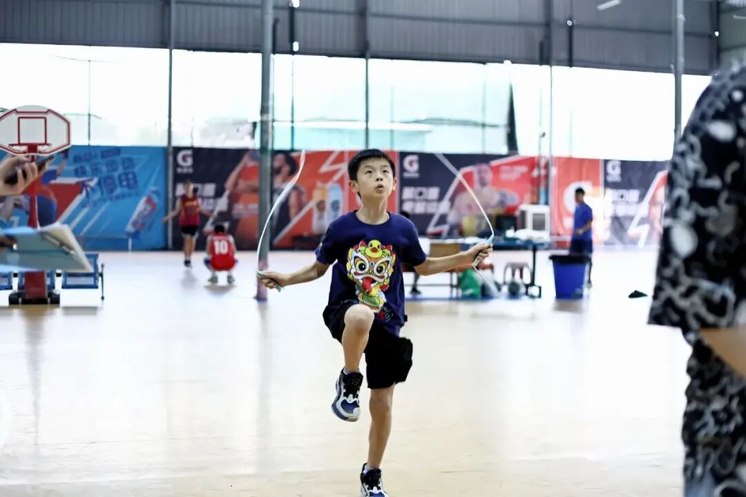 跳绳、跳远、实心球——中考体育三大项,超越篮球一站式全搞定! 第8张
